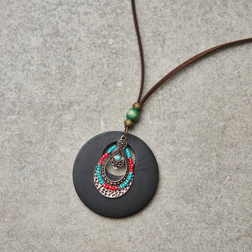 Kaklo papuošalas - Pasaulio ratas